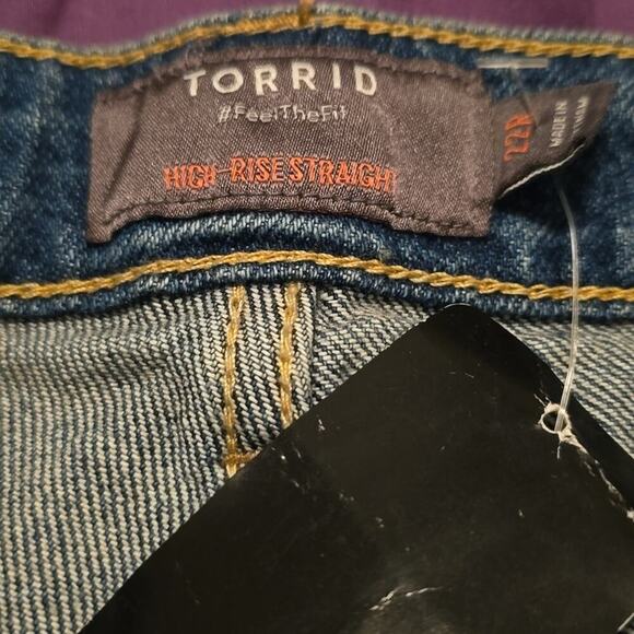 Torrid High Rise Straight Jeans Button Fly Distressed‎ Plus Size 22 New - Picture 11 of 11
